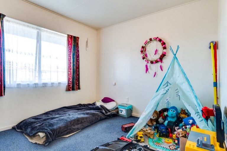 Photo of property in 10a Kilkee Terrace, Flaxmere, Hastings, 4120