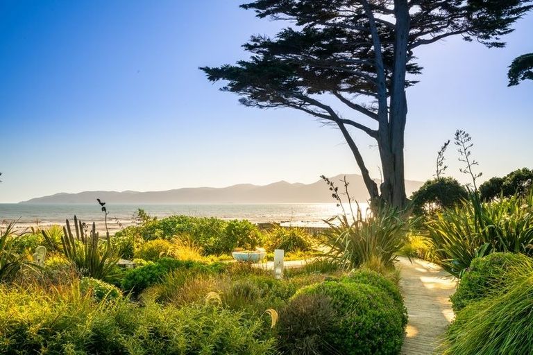 Photo of property in 32 Tainui Street, Raumati Beach, Paraparaumu, 5032