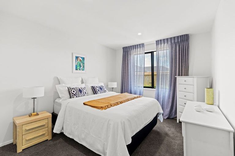 Photo of property in 14 Waitaha Place, Bell Block, New Plymouth, 4312