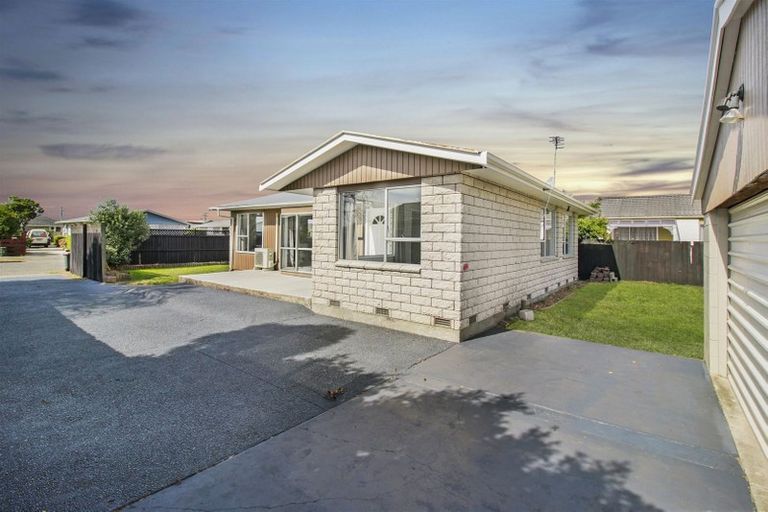Photo of property in 32 Bayswater Crescent, Bromley, Christchurch, 8062