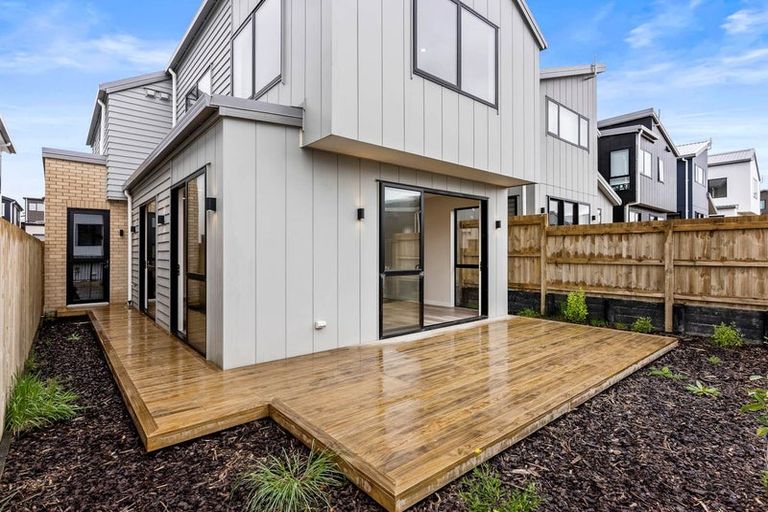 Photo of property in 6 Kapehu Road, Silverdale, 0932