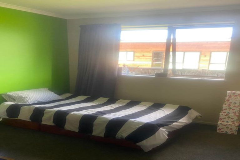 Photo of property in 19 Orbell Crescent, Te Anau, 9679