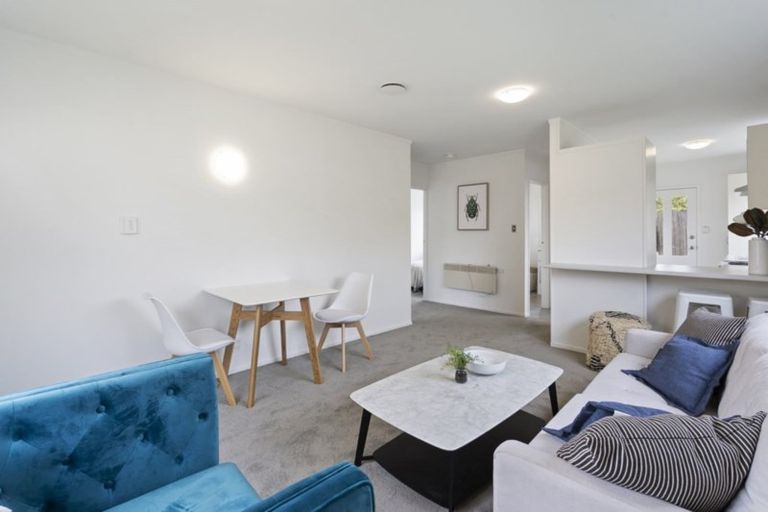 Photo of property in 2/27 Harwood Road, Mount Wellington, Auckland, 1060