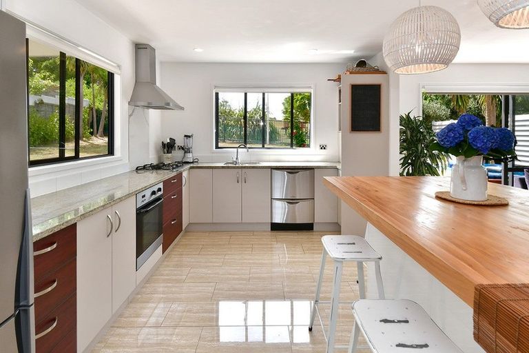 Photo of property in 56 Regency Park Drive, Gulf Harbour, Whangaparaoa, 0930