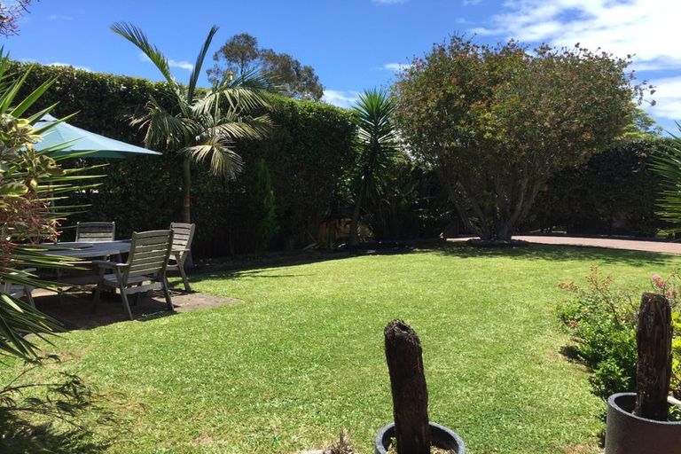 Photo of property in 36 Maugham Drive, Bucklands Beach, Auckland, 2014