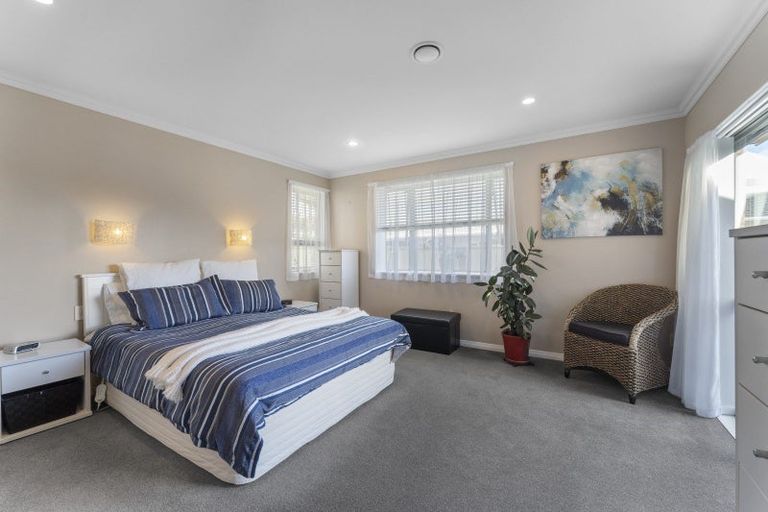 Photo of property in 74a Eatwell Avenue, Paraparaumu Beach, Paraparaumu, 5032