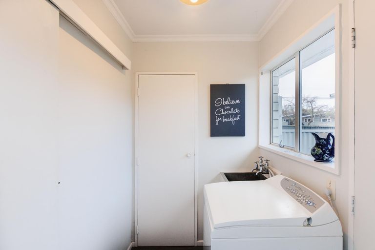 Photo of property in 28 Frimley Street, Awapuni, Palmerston North, 4412