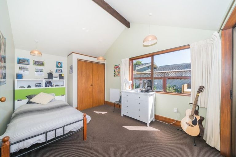 Photo of property in 7 Grange Place, Milson, Palmerston North, 4414