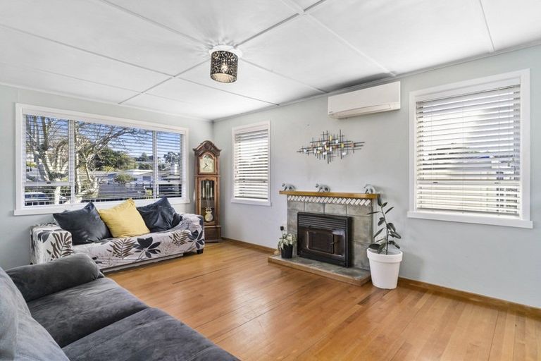 Photo of property in 15a Queen Road, Bellevue, Tauranga, 3110
