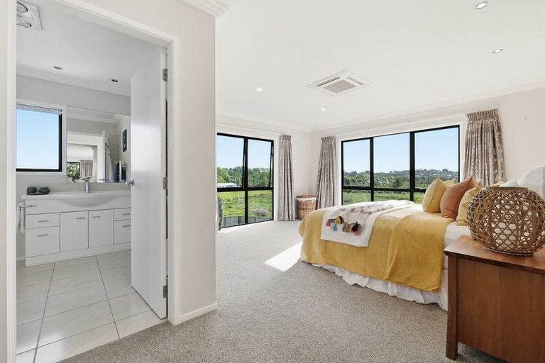 Photo of property in 18 Waka Way, Bellevue, Tauranga, 3110