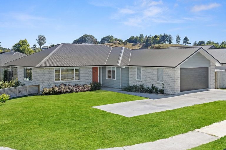 Photo of property in 407 Warburton Crescent, Te Awamutu, 3800