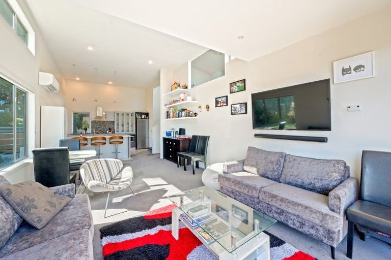 Photo of property in 9 Trevathan Lane, Wanaka, 9305