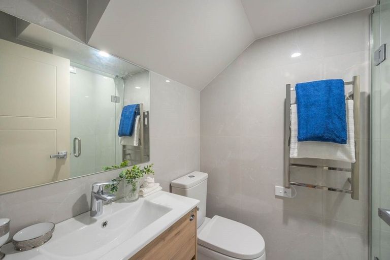 Photo of property in 7/3 Coronation Road, Hillcrest, Auckland, 0627