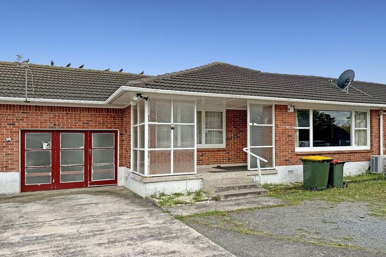 Photo of property in 2/34 Wallace Road, Papatoetoe, Auckland, 2025