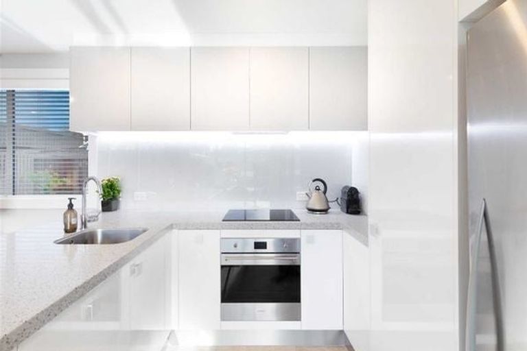 Photo of property in 4/10 Stoneyhurst Street, St Albans, Christchurch, 8014