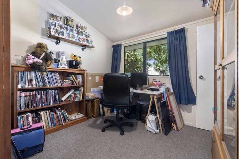 Photo of property in 95a Simpson Road, Ranui, Auckland, 0612