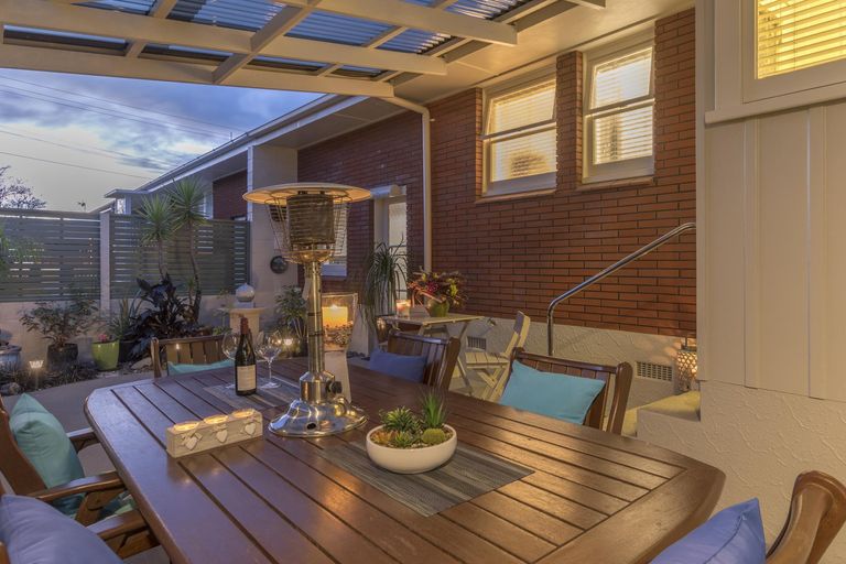 Photo of property in 2 Longwood Lane, Otumoetai, Tauranga, 3110