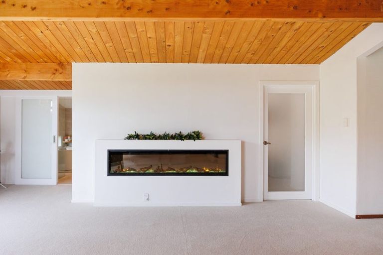 Photo of property in 9 Belmont Place, Terrace End, Palmerston North, 4410