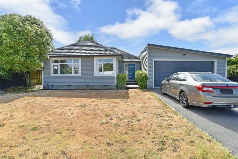 Photo of property in 27 Burwood Road, Burwood, Christchurch, 8083