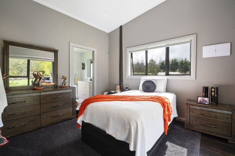 Photo of property in 193 Rowes Road, Hunterville, 4785