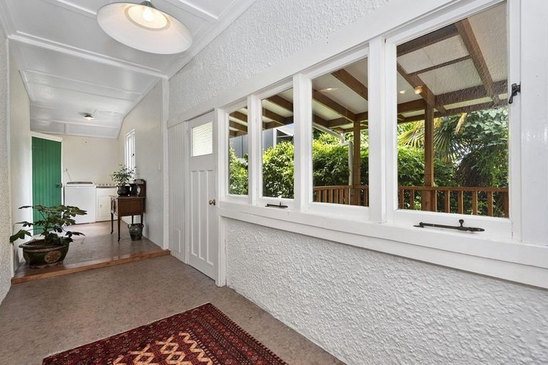 Photo of property in 14 Little London Lane, Hamilton Central, Hamilton, 3204