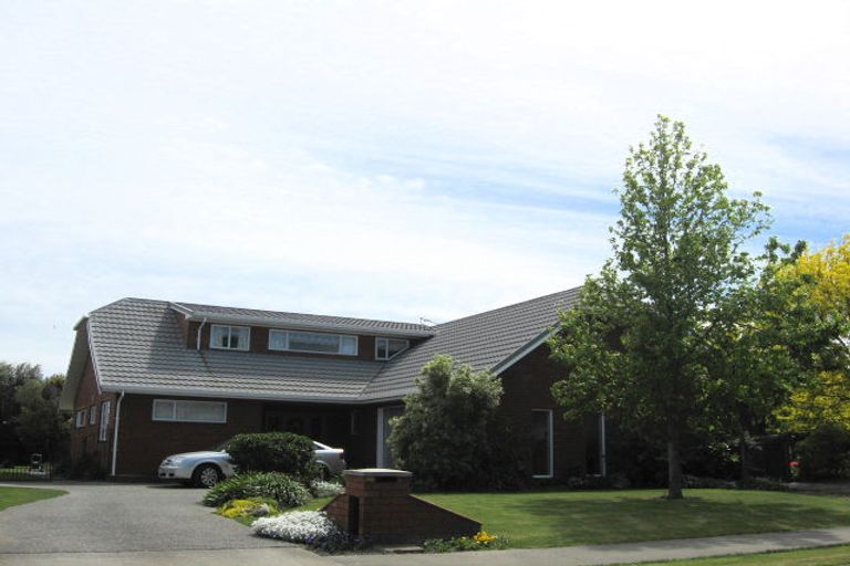 Photo of property in 12 Logan Place, Blenheim, 7201