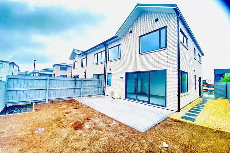 Photo of property in 40 Samuel Marsden Place, Whenuapai, Auckland, 0618