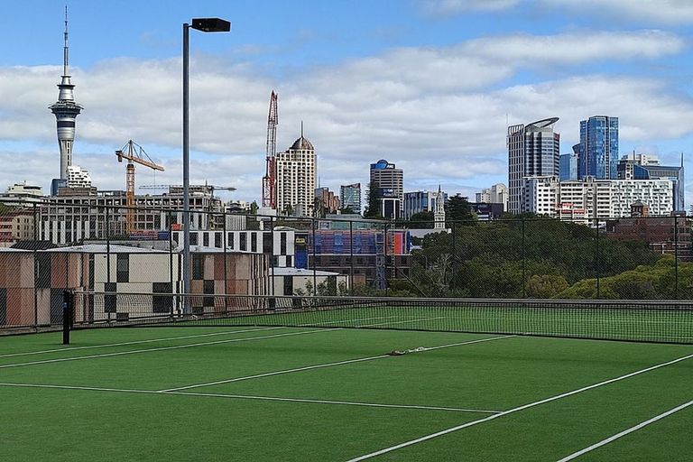 Photo of property in 1/110 Monarch Avenue, Hillcrest, Auckland, 0627