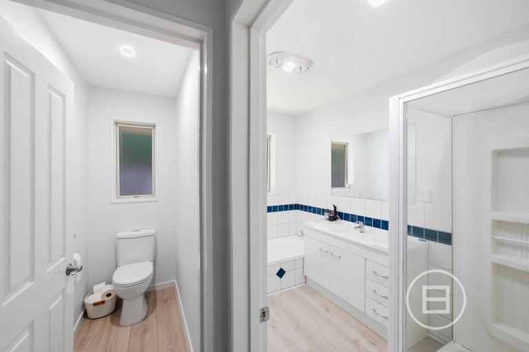 Photo of property in 10 Highwood Lane, Burnside, Christchurch, 8053