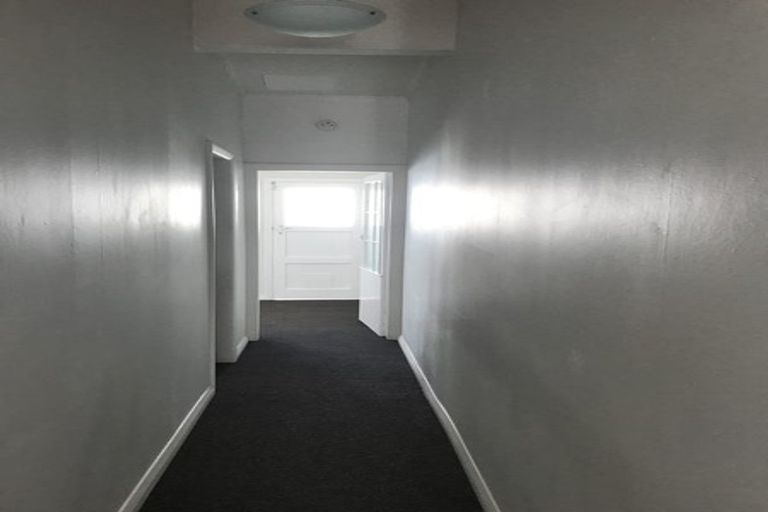 Photo of property in 54 Elizabeth Street, Mount Victoria, Wellington, 6011