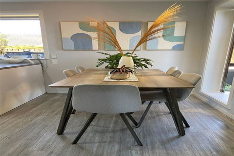 Photo of property in 91 Oakhampton Street, Hornby, Christchurch, 8042