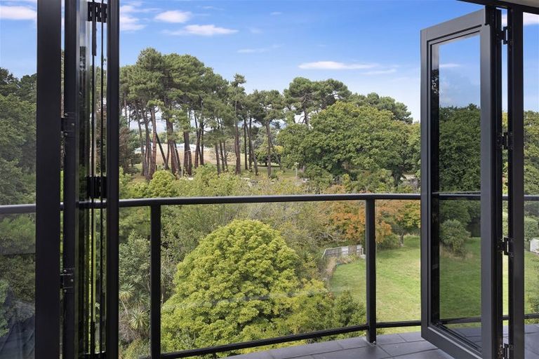 Photo of property in 50i Carlton Mill Road, Merivale, Christchurch, 8014