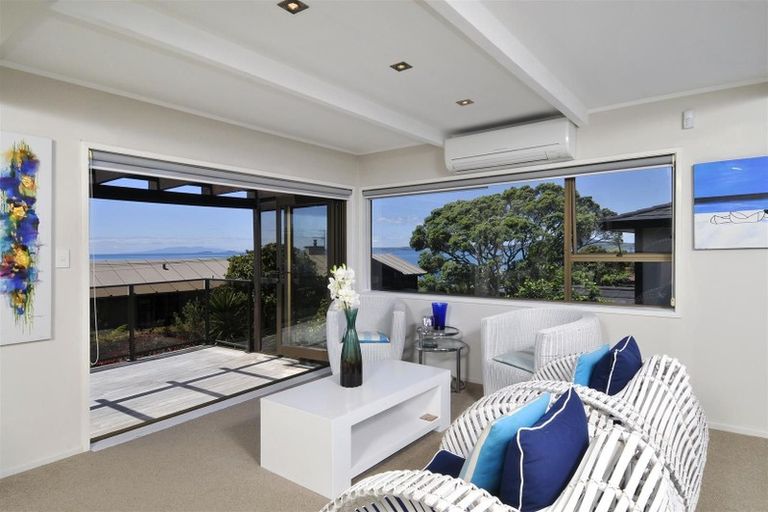 Photo of property in 1/91 Aberdeen Road, Castor Bay, Auckland, 0620