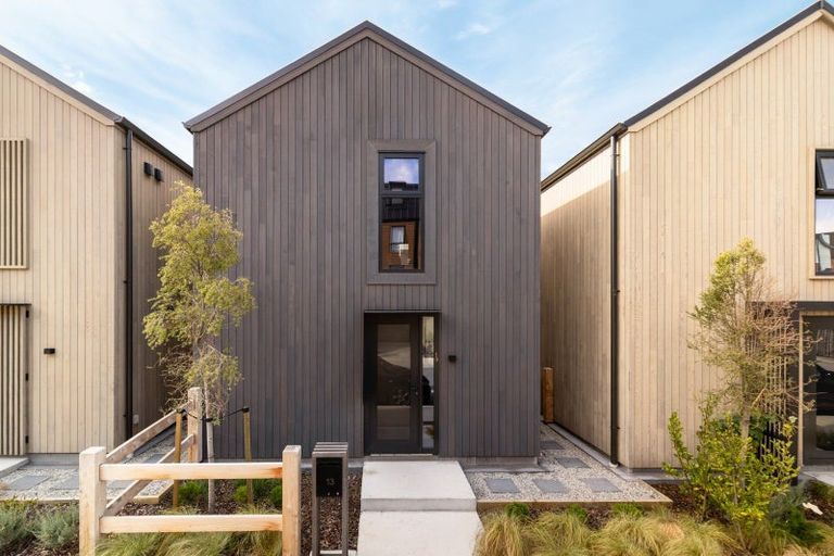 Photo of property in 13 O'meara Street, Swanson, Auckland, 0614