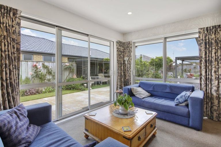 Photo of property in 8 Eyrewell Road, Pegasus, 7612