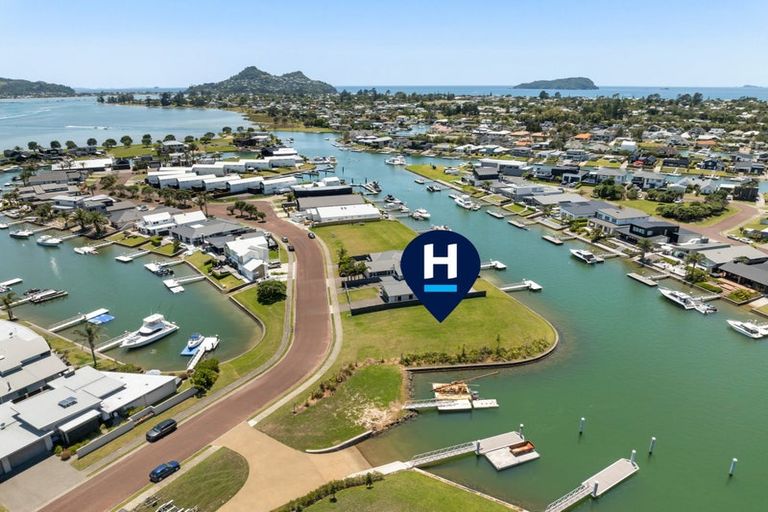 Photo of property in 104 Motu Hei, Pauanui, Hikuai, 3579