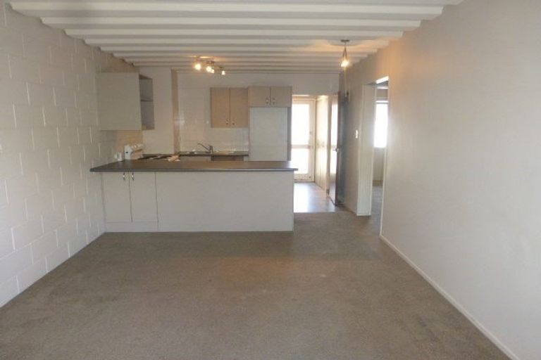 Photo of property in 2/273 Riccarton Road, Upper Riccarton, Christchurch, 8041