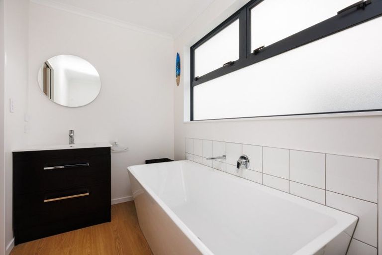 Photo of property in 52 Hunia Terrace, Himatangi Beach, Foxton, 4891