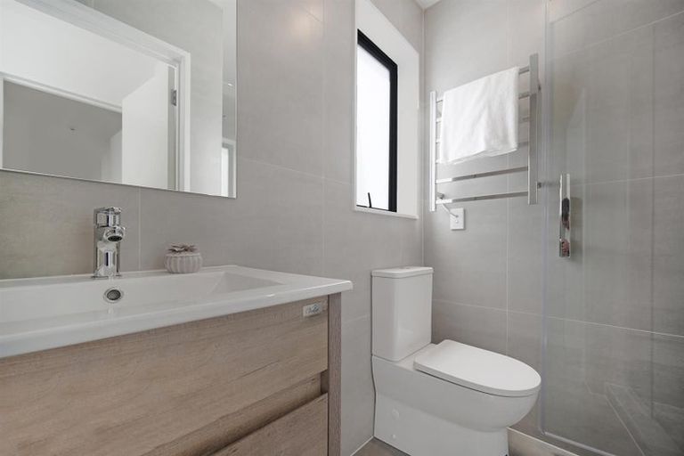 Photo of property in 19 Bei Road, Papakura, 2110