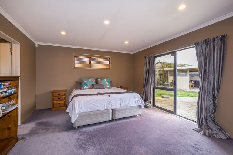 Photo of property in 16 Camleigh Close, Kaiapoi, 7630