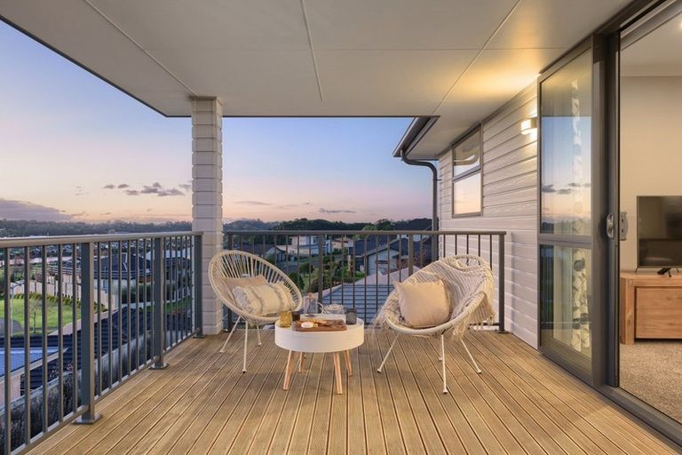 Photo of property in 25 Benmore Crescent, Pyes Pa, Tauranga, 3112