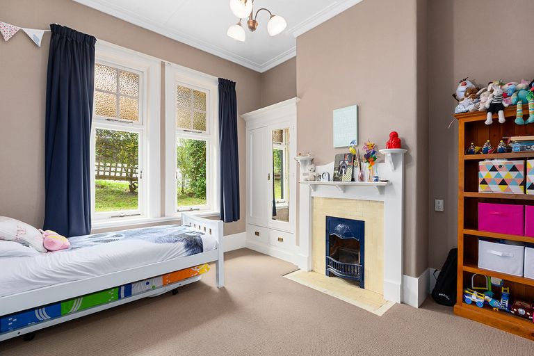 Photo of property in 1 Granville Terrace, Belleknowes, Dunedin, 9011