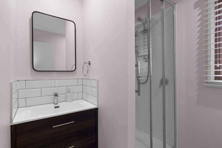 Photo of property in 12 Muritai Crescent, Havelock North, 4130