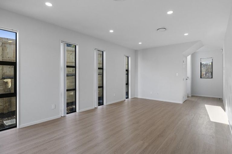 Photo of property in 40c John Downs Drive, Browns Bay, Auckland, 0630