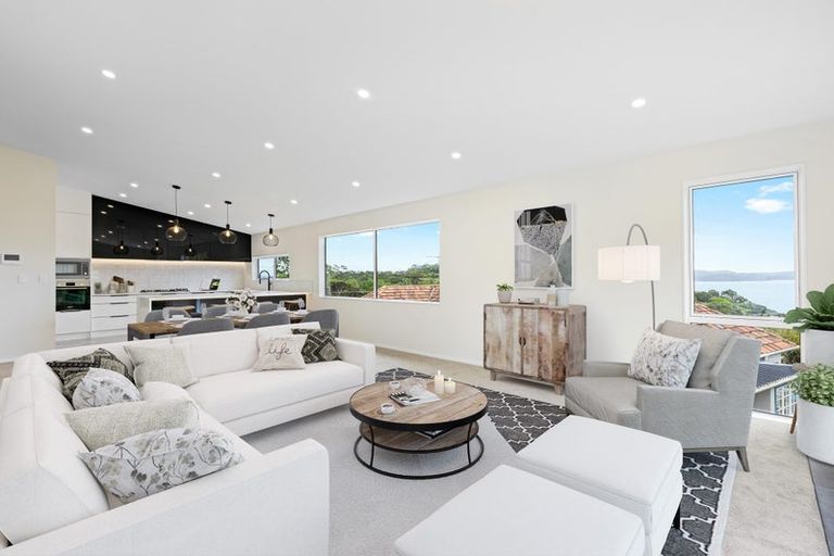 Photo of property in 4 Vipond Road, Stanmore Bay, Whangaparaoa, 0932