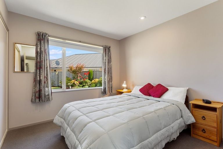 Photo of property in 32 Ashview Place, Rangiora, 7400