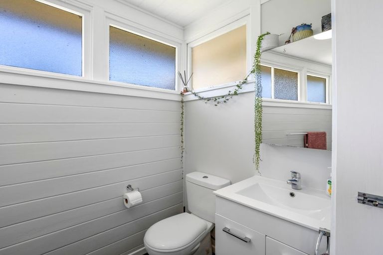 Photo of property in 18 Aotea Street, Castlecliff, Whanganui, 4501
