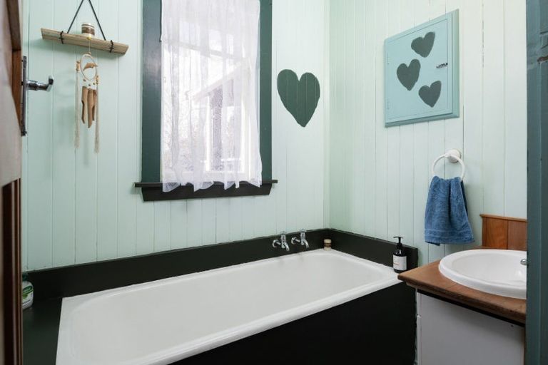 Photo of property in 5 Sunrise Place, Kekerengu, Kaikoura, 7274