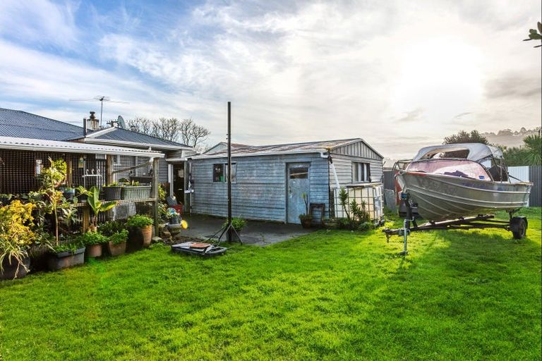 Photo of property in 4 Martin Road, Outer Kaiti, Gisborne, 4010