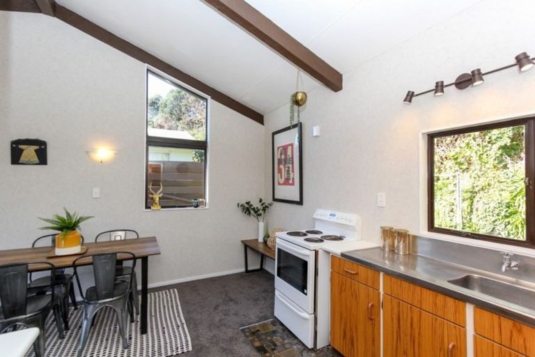 Photo of property in 17b Clawton Street, Westown, New Plymouth, 4310